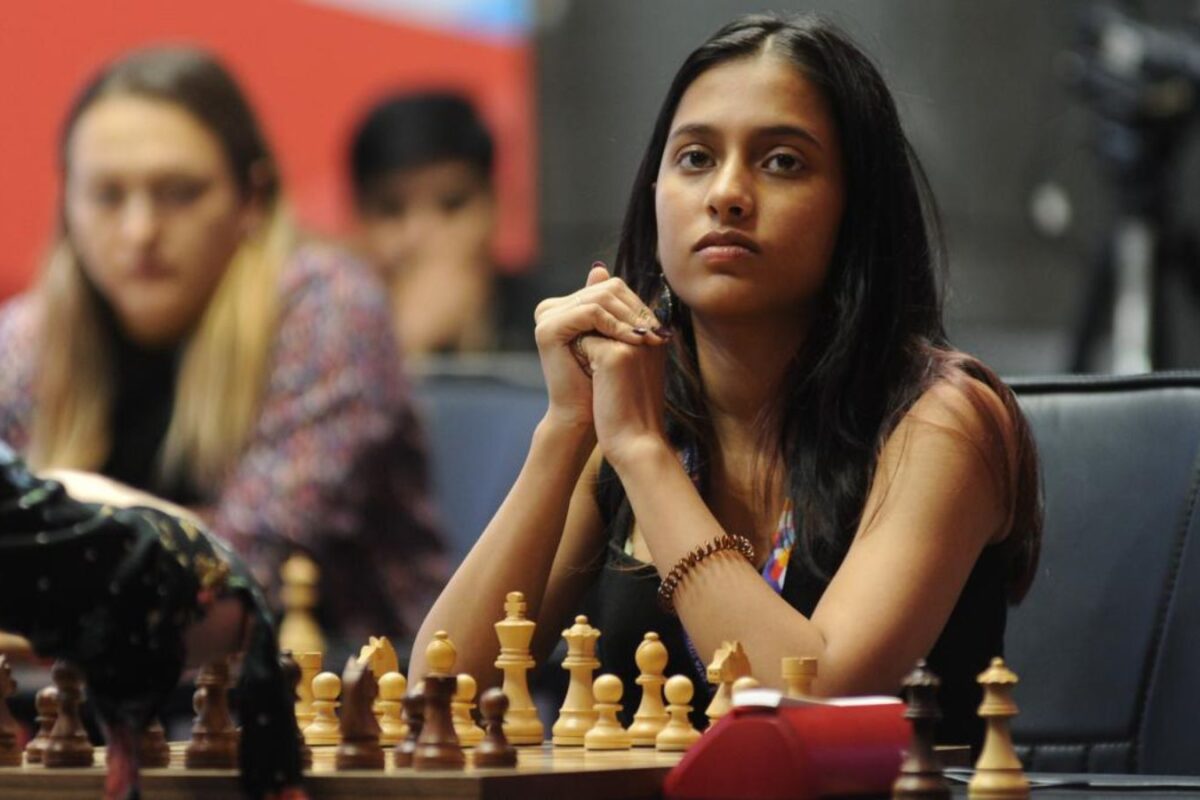 divya deshmukh
